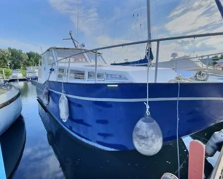 Ma Nuit Insolite Sur Un Bateau Botel *