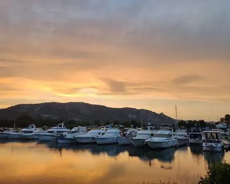 Ma Nuit Insolite Sur Un Bateau Botel Valence (Drome)